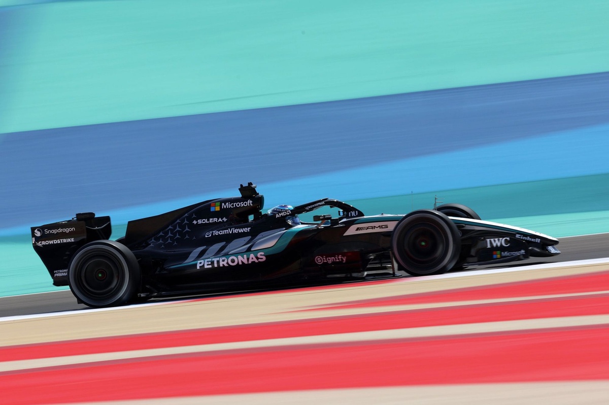 Mercedesning F1 poyga simulyatsiyasi raqiblarni masxara qilishdi - Williams