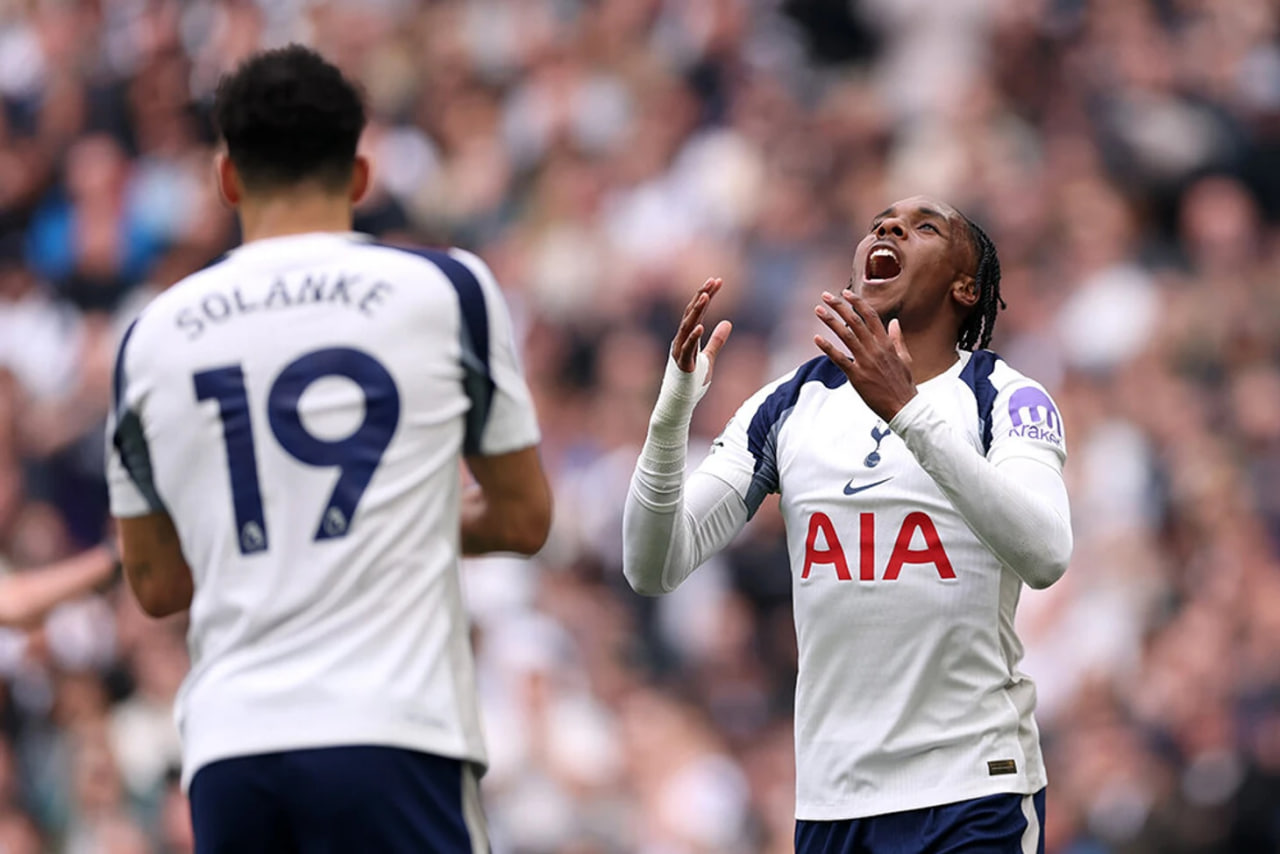 Tottenham bir yarim asrdan so'ng quyi ligaga tushib qoldi