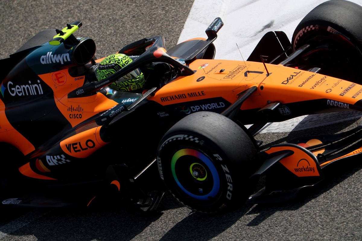 Lando Norris Maks Verstappenni F1 2026 shikoyatlari ustidan masxara qiladi: "U nafaqaga chiqsa bo'ladi"
