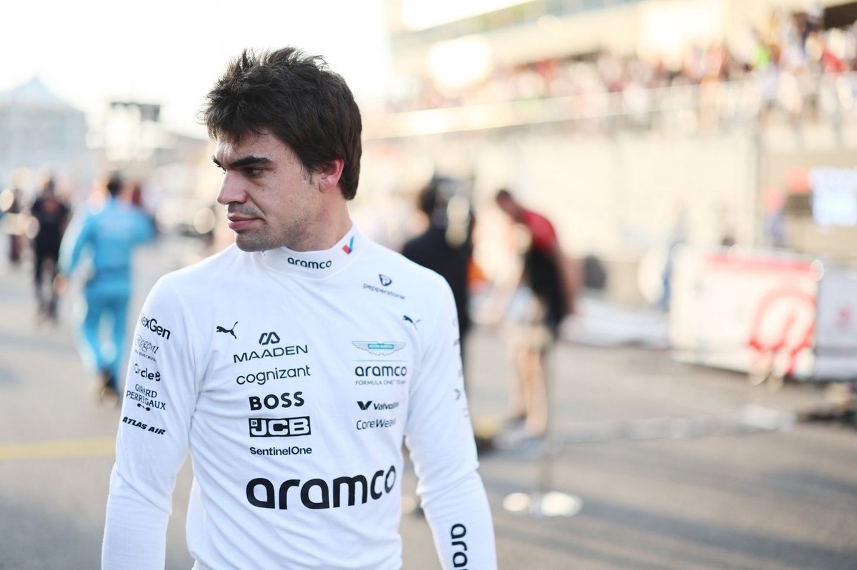 F1 yangi qoidalari: Stroll Rassellning g'alabasi haqida hazil qildi