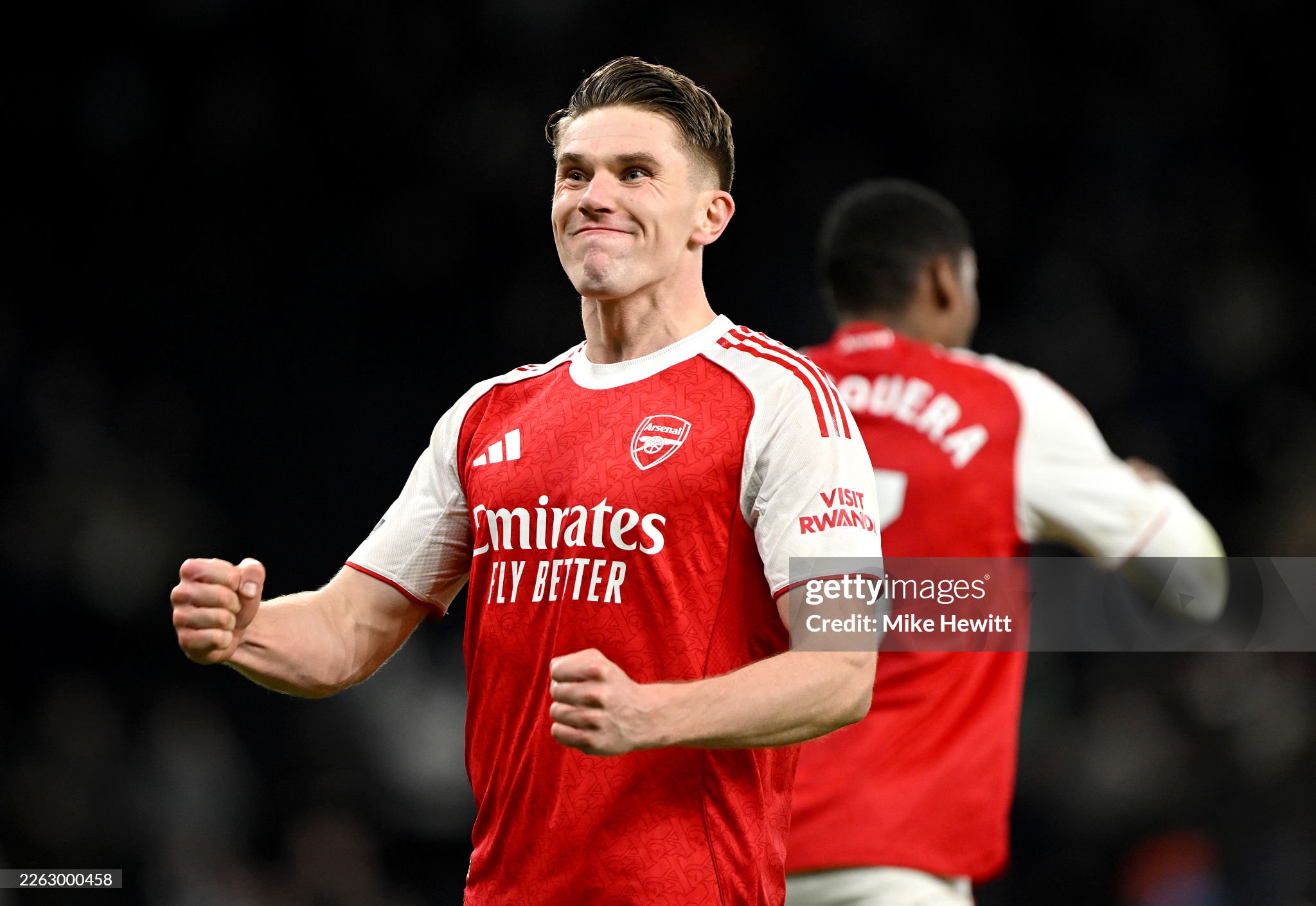 Premier Liga. "Arsenal" London derbisida "Tottenham"ni katta hisobda yengdi. Dyokeresh va Ezedan dubl