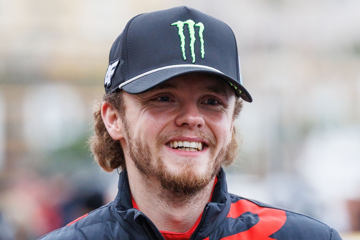 Oliver Solberg jahon chempionatidagi uyga qaytish oldidan hushyorlikni yo'qotmayapti