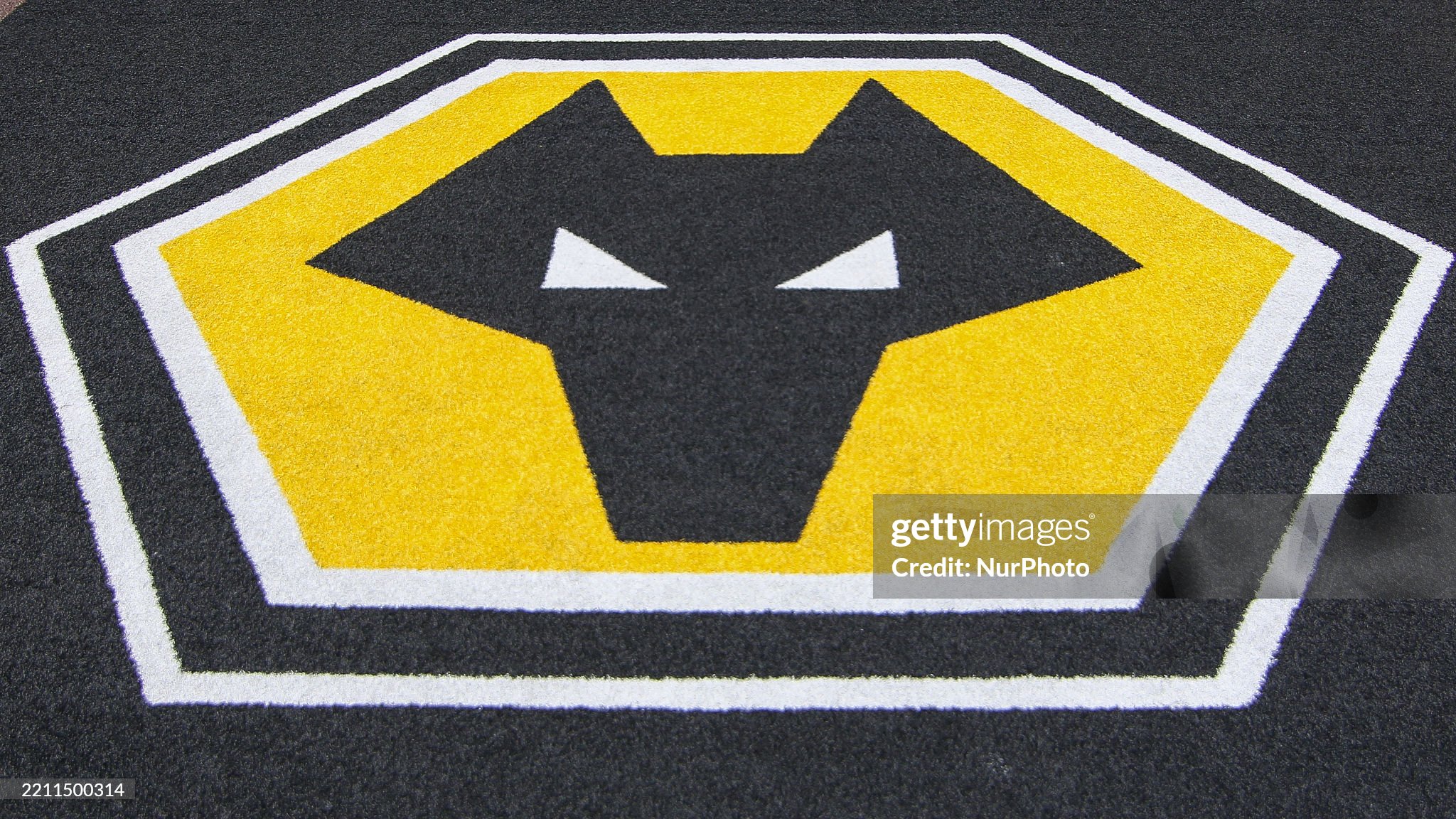 Wolverhampton mavsum oxirida APLni tark etishi ma'lum bo'ldi