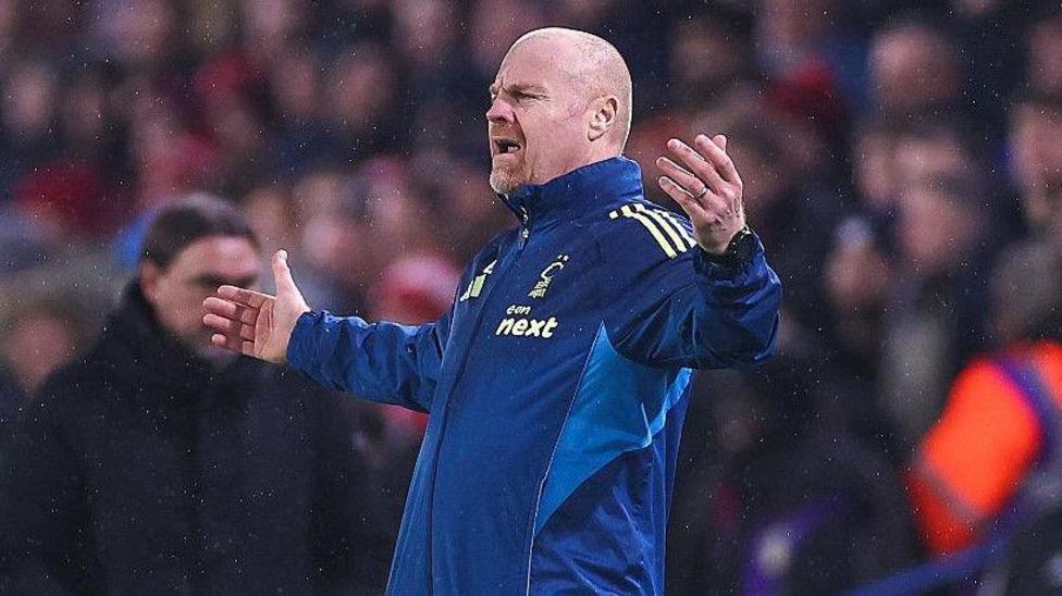 Dyche ishdan bo'shashidan ogohlantirishlarni rad etdi