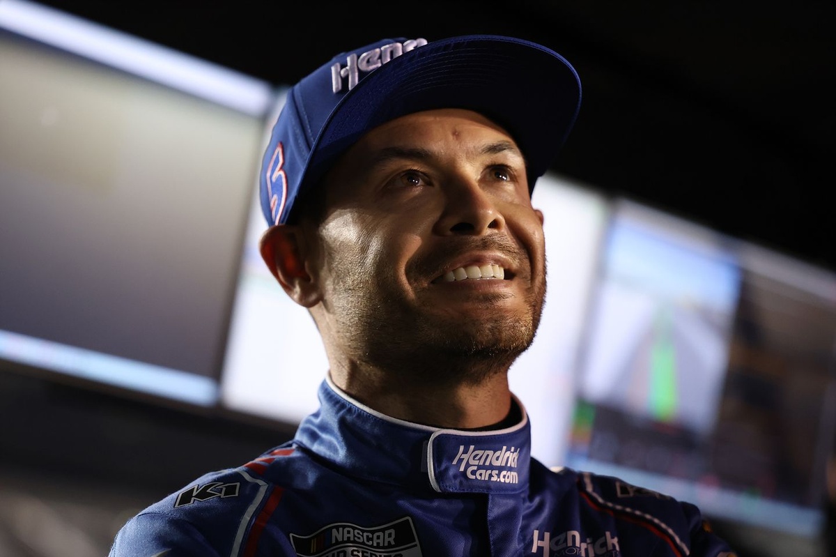Hendrick Larson bilan umrbod shartnoma imzolagan bo'lardi
