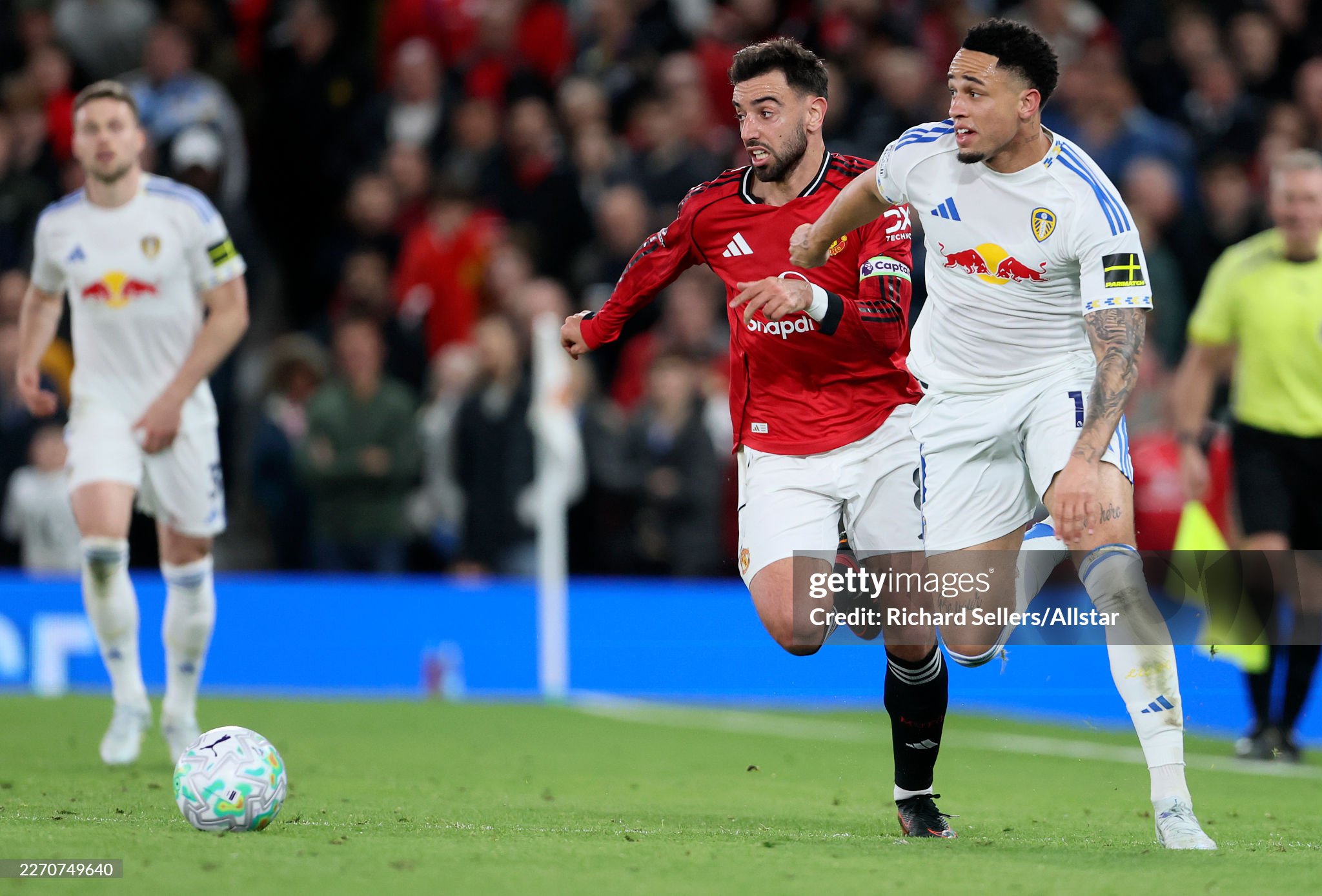 Premier Liga. "Manchester United" o'z uyida "Leeds"ga mag'lub bo'ldi