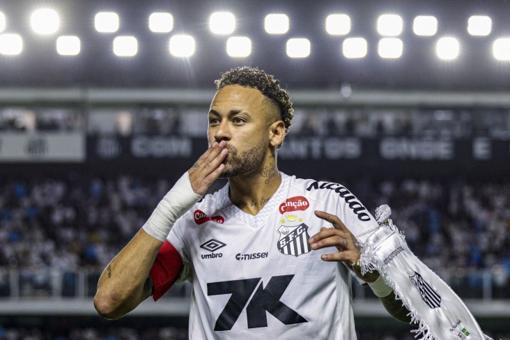 Neymar: "Men Robinho va uning oilasidan uzr so'radim"
